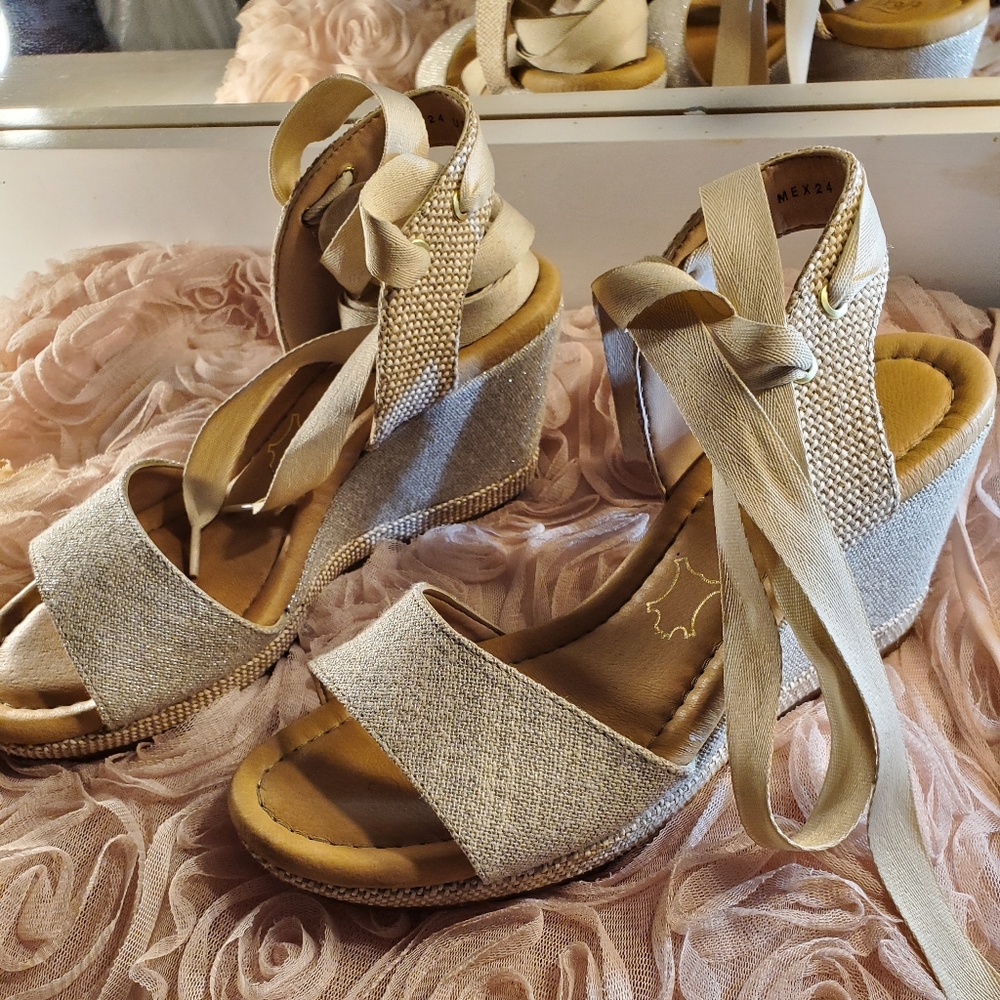 Flexi Leather Wedges Size 7
